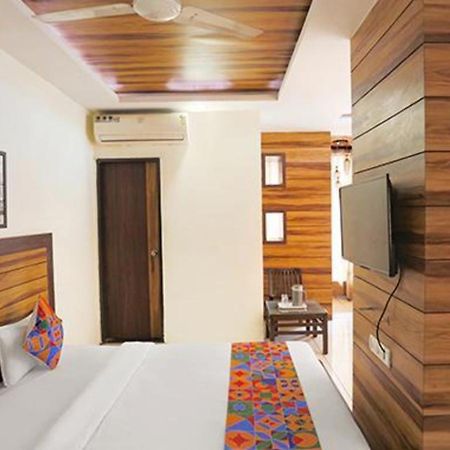 Fabexpress Madhuram Landmark Bhopal Buitenkant foto